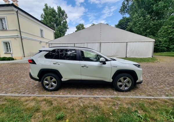 Toyota RAV4 cena 174000 przebieg: 24232, rok produkcji 2020 z Wieleń małe 407